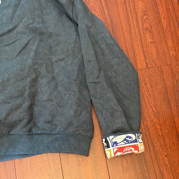 Zara Gray Mickey Mouse x Keith Haring collab Crew Neck Sweater - Picture 11 of 12